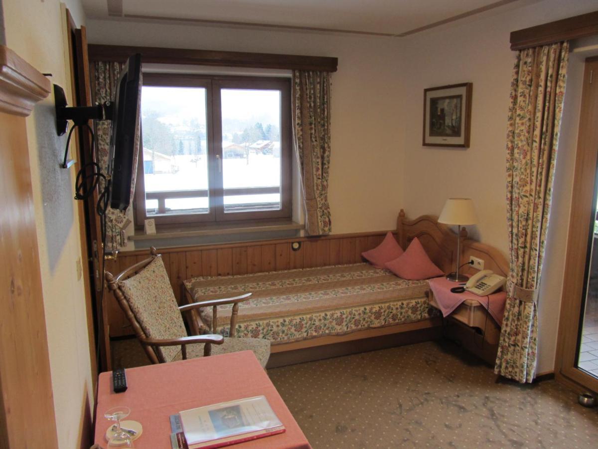 Hotel-Pension-Ostler Bad Wiessee Exterior photo