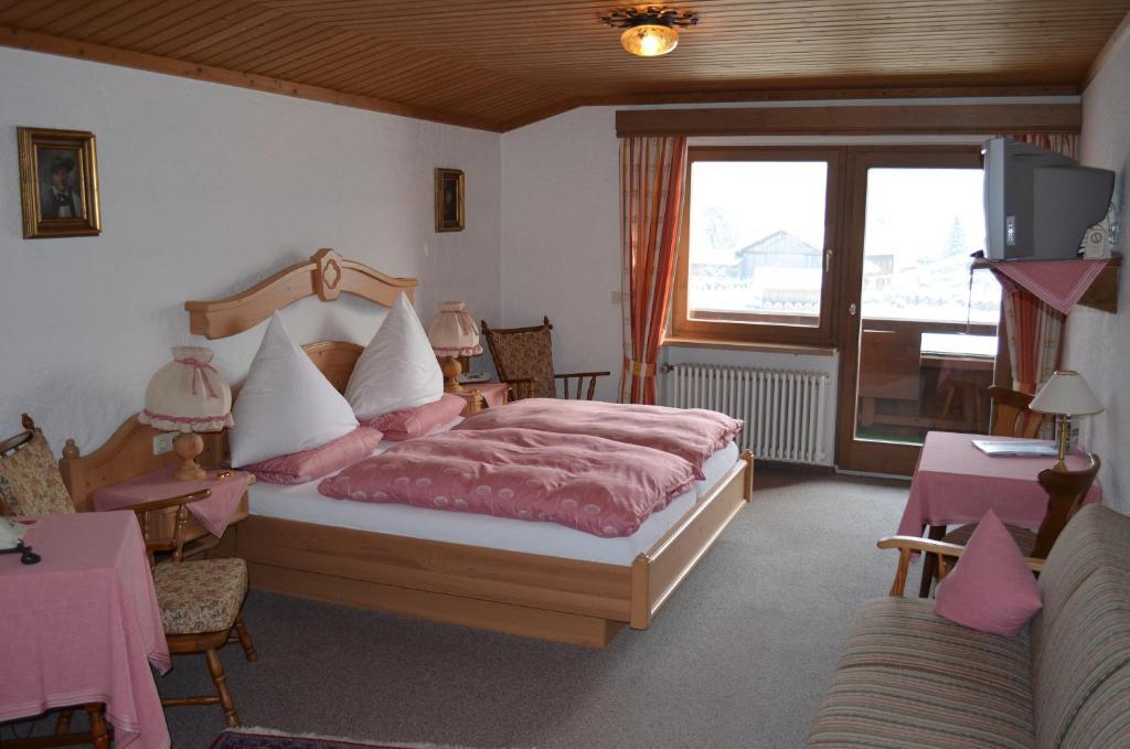 Hotel-Pension-Ostler Bad Wiessee Room photo
